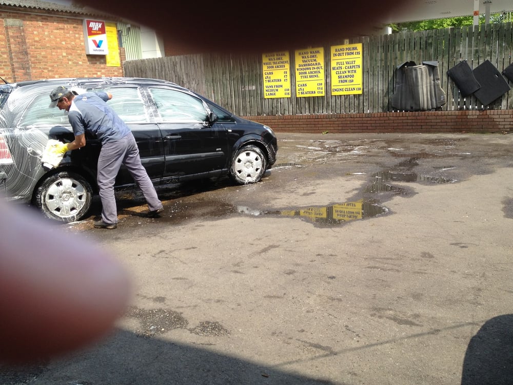 HAND CAR WASH Updated June 2024 61 King's Rd, Hitchin