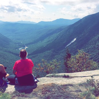 Mount Willard - View on the Summit of Mount Willard. - Hiking Near Me - Whitefield, New Hampshire