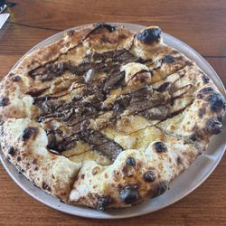 Lightfoot & Wolfville - "Weekly" pizza