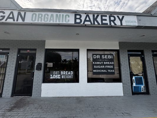 Joseph's Organic Bakery by null