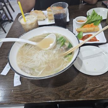 Pho Table - Bath Beach - Vietnamese Near Me - Brooklyn, New York