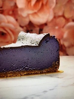 Champagne Poetry Patisserie by null