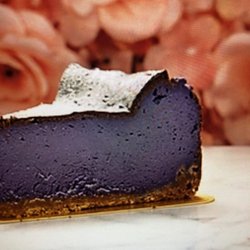 Champagne Poetry Patisserie - Ube Brûlée Lava Cheesecake
