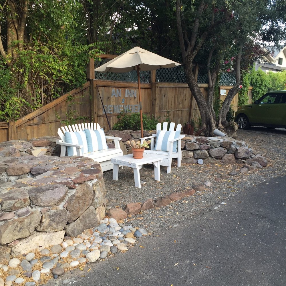 An Inn 2 Remember - Bed & Breakfast Near Me - Sonoma, California