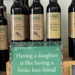 Le Petite Market - Daughters are priceless