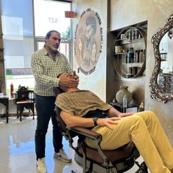 Sam Barber Shop