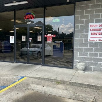 The Mat at Midtown - Laundromat Near Me - Hattiesburg, Mississippi The Mat at Midtown - Laundromat Near Me - Hattiesburg, Mississippi