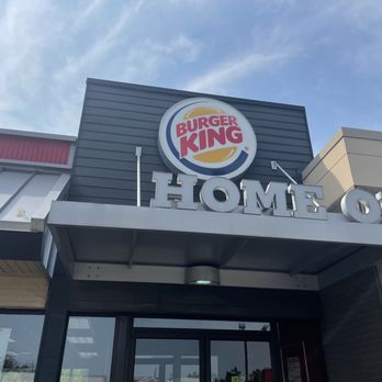 Burger King - the front of the restaurant - Burgers Near Me - Rensselaer, Indiana
