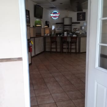 Grandma's N.Y. Pizza Suwanee - Pizza Near Me - Suwanee, Georgia