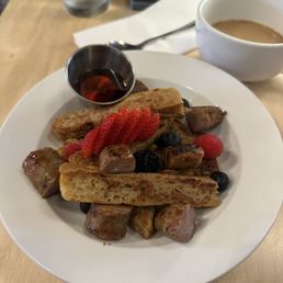 French Toast, Chicken Sausage, Fruit
