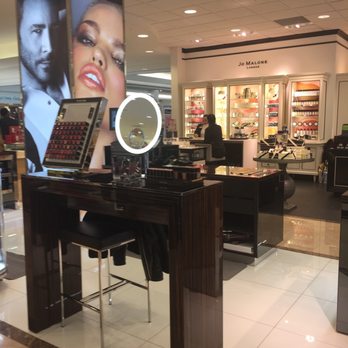 Dillard's Lakeside - Department Stores Near Me - Metairie, Louisiana