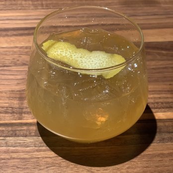 Yard House - Old 43 Cocktail - New American Near Me - Orlando, Florida Yard House - Old 43 Cocktail - New American Near Me - Orlando, Florida