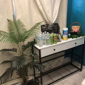Vacay Paradise Spa - Massage room - Massage Therapy Near Me - Saint Paul, Minnesota Vacay Paradise Spa - Massage room - Massage Therapy Near Me - Saint Paul, Minnesota