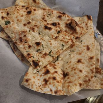 Tap N Tikka - Garlic Naan ($4.95) - dry and not worth it - Indian Near Me - Gilbert, Arizona Tap N Tikka - Garlic Naan ($4.95) - dry and not worth it - Indian Near Me - Gilbert, Arizona