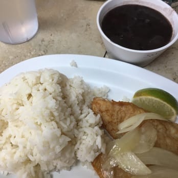 Cuban Cafe - Fish, black beans and rice - Cuban Near Me - Pompano Beach, Florida