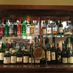 Fox & Hounds - Nice wine selection!