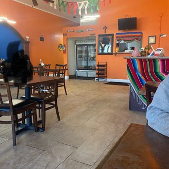 Tacos El Siete - Inside restaurant - Food Trucks Near Me - Gonzales, California