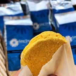 Sans Rival - Silvana