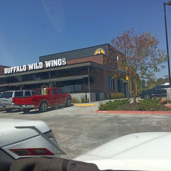 Buffalo Wild Wings - Outside - Sports Bars Near Me - Edmond, Oklahoma