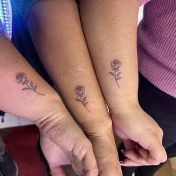 El Catrin Tattoo Parlor - Sister tattoo - Piercing Near Me - Long Beach, California El Catrin Tattoo Parlor - Sister tattoo - Piercing Near Me - Long Beach, California