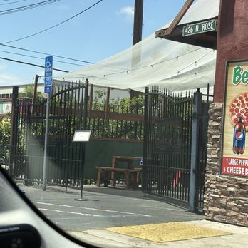 Farm To Smash - Outdoor seating area - Burgers Near Me - Escondido, California