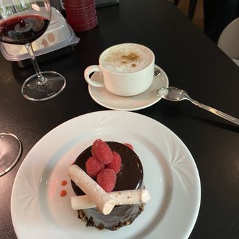 Hugo’s - Raspberry chocolate mousse cake - New American Near Me - Glenwood Springs, Colorado Hugo’s - Raspberry chocolate mousse cake - New American Near Me - Glenwood Springs, Colorado