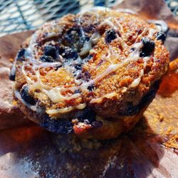 Hole in the Wall Coffee Shop - Muffin