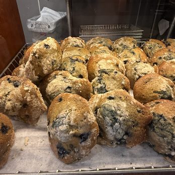 Arizmendi Bakery - Big blueberry muffins - Bakeries Near Me - Oakland, California