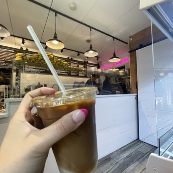 Mama Matcha Green Bar - Iced latte, food prep station - Coffee & Tea Near Me - Provincetown, Massachusetts Mama Matcha Green Bar - Iced latte, food prep station - Coffee & Tea Near Me - Provincetown, Massachusetts
