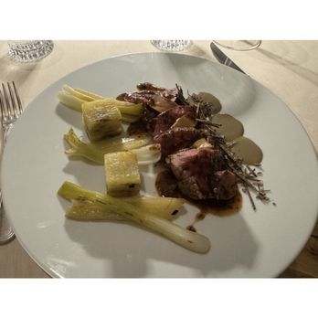 La Ciau del Tornavento - Filet medallions with foie - Italian Near Me - Treiso, CN La Ciau del Tornavento - Filet medallions with foie - Italian Near Me - Treiso, CN