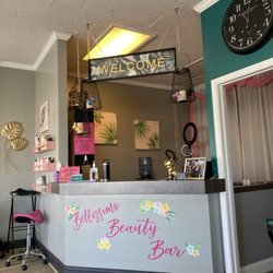 Bellissimo Beauty Bar - Front desk area, love the interior space!!