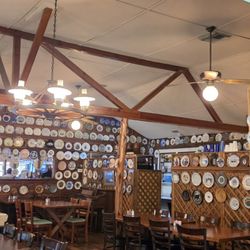 PoPo Family Restaurant - Interior