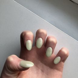 Green dip nails