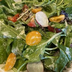 On The Boardwalk Cafe & Wine - Garden salad