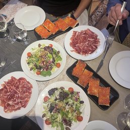Starters - salad, ham, tomato bread