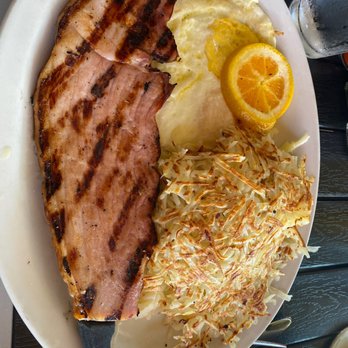 Waypoint Cafe - Ham steak and eggs with over-easy eggs and hashbrowns - American Near Me - Camarillo, California Waypoint Cafe - Ham steak and eggs with over-easy eggs and hashbrowns - American Near Me - Camarillo, California