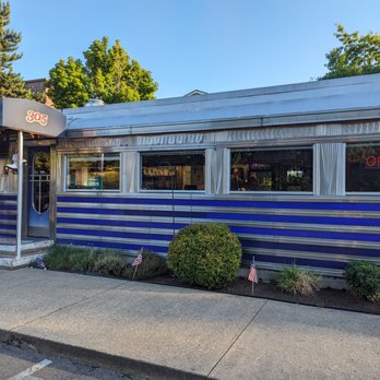 The Madison Diner - Madison Diner - American Near Me - Bainbridge Island, Washington The Madison Diner - Madison Diner - American Near Me - Bainbridge Island, Washington