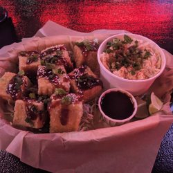Sea Cave - Tofu app and slaw
