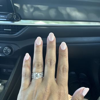 Gradient Nail - Gel Manicure by Prati - Nail Salons Near Me - Honolulu, Hawaii Gradient Nail - Gel Manicure by Prati - Nail Salons Near Me - Honolulu, Hawaii