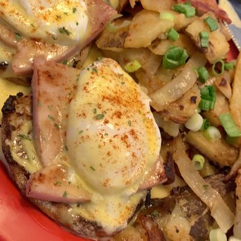 Little Dipper Diner - Eggs benedict! And the potatoes were SO flavorful! - Sandwiches Near Me - Anchorage, Alaska Little Dipper Diner - Eggs benedict! And the potatoes were SO flavorful! - Sandwiches Near Me - Anchorage, Alaska