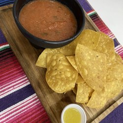 Tacomiendo - Chips and Salsa