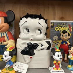 Antique Marketplace - Betty boop cookie jar