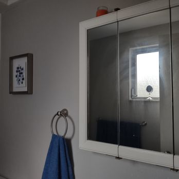 MaidPro - Streaks on mirror - Home Cleaning Near Me - Port Richey, Florida MaidPro - Streaks on mirror - Home Cleaning Near Me - Port Richey, Florida