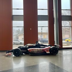 Dallara Experience Hub - An Indy car