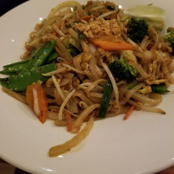 David's Dumpling & Noodle Bar - Vegetable Pad Thai - Chinese Near Me - Raleigh, North Carolina David's Dumpling & Noodle Bar - Vegetable Pad Thai - Chinese Near Me - Raleigh, North Carolina