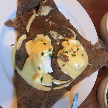 Le Billig - salmon and spinach (salmon was buried inside the crepe) - Creperies Near Me - Quebec City, Quebec Le Billig - salmon and spinach (salmon was buried inside the crepe) - Creperies Near Me - Quebec City, Quebec