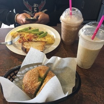 Cafe Vahik - Coffee & Tea Near Me - La Jolla, California