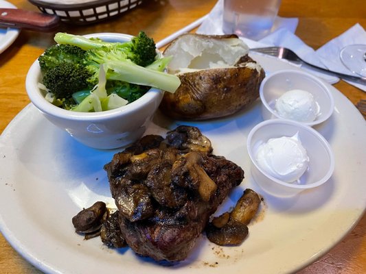 Texas Roadhouse by null