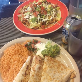 Mi Pueblito - Beef Nachos and Chicken & Cheese Quesadillas - Mexican Near Me - Kearny, New Jersey Mi Pueblito - Beef Nachos and Chicken & Cheese Quesadillas - Mexican Near Me - Kearny, New Jersey