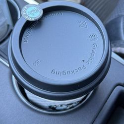 Top Pot Doughnuts - 16oz latte